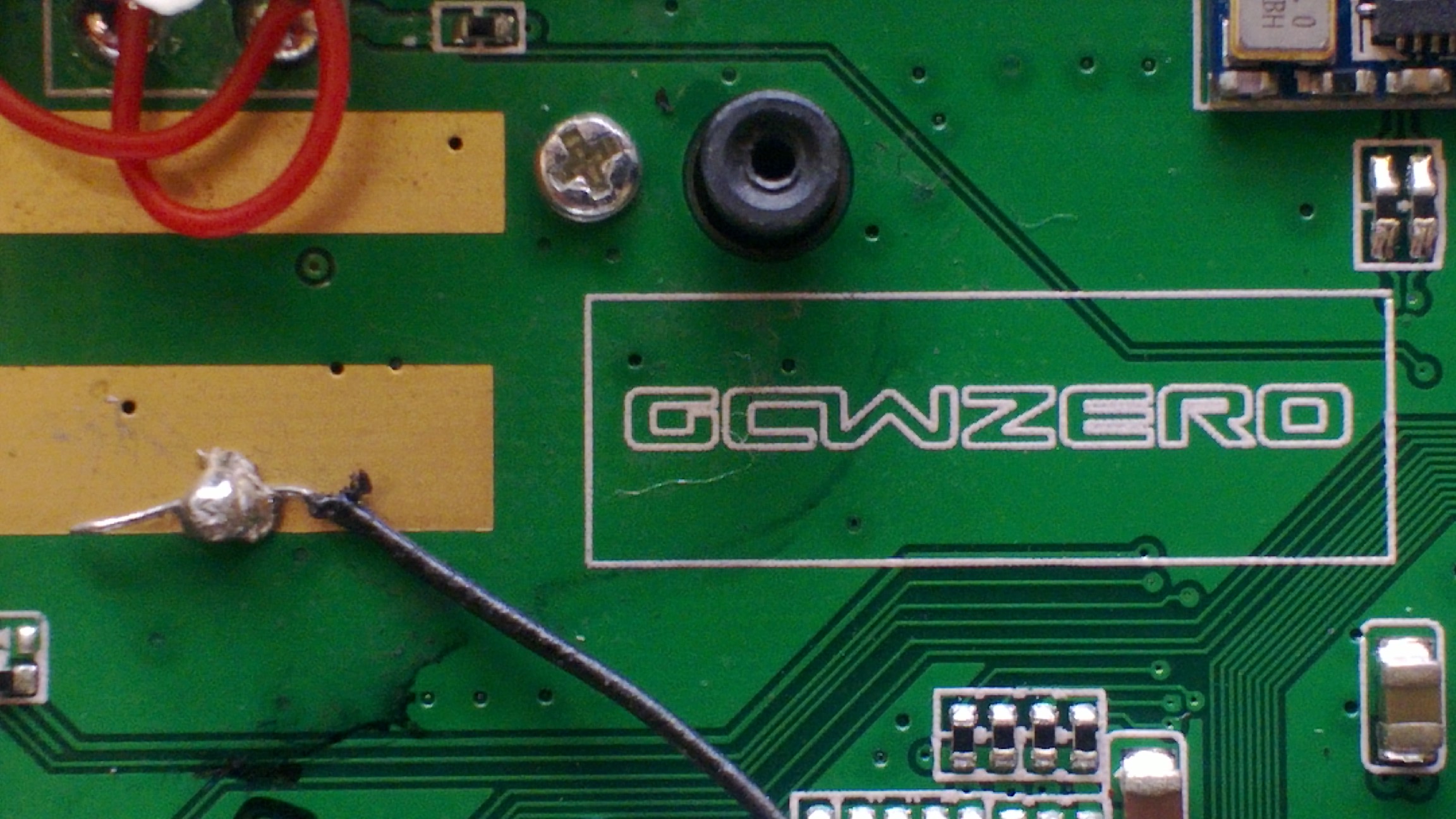 GCW-Zero closeup of GND wire