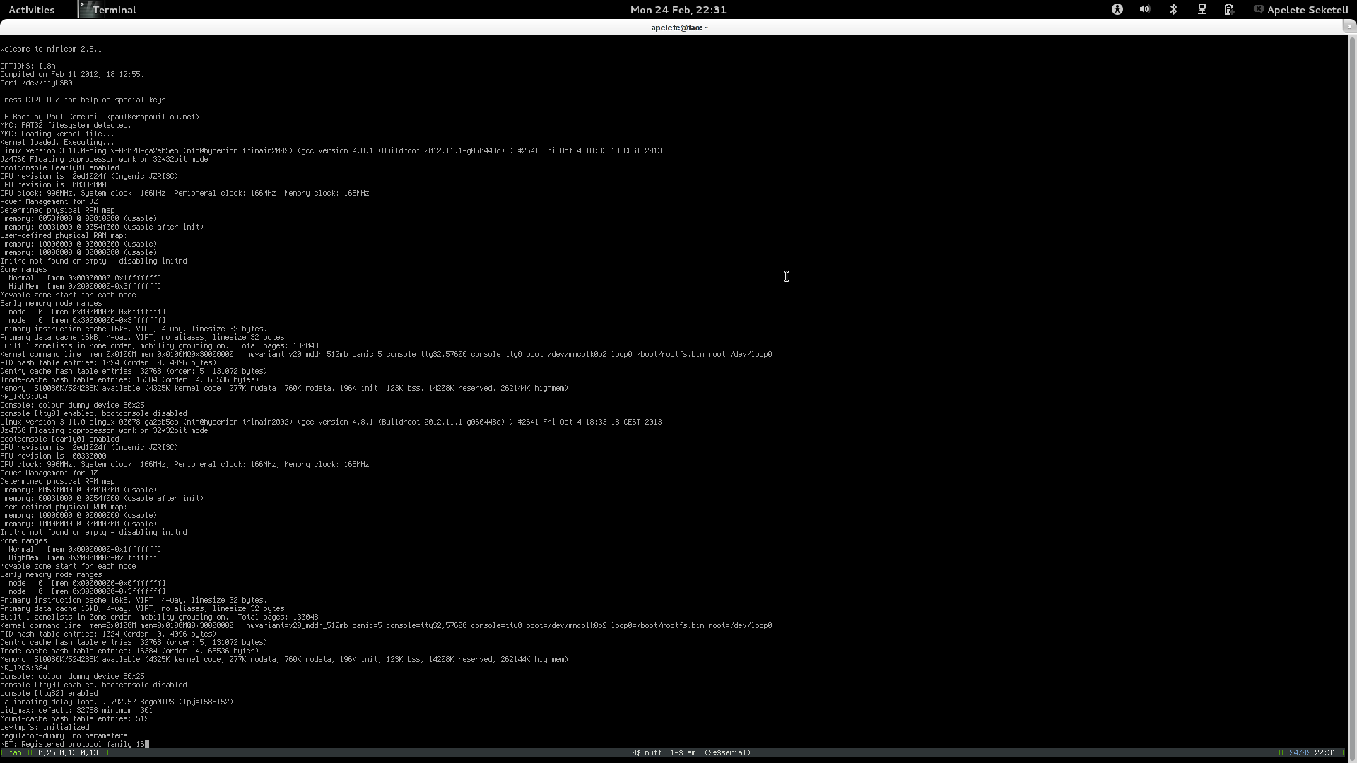 GCW-Zero boot process displayed in Minicom